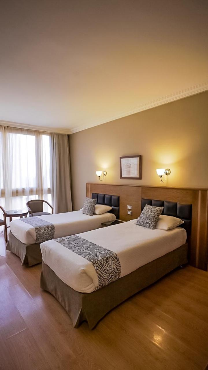 Maadi Hotel Cairo Exterior foto
